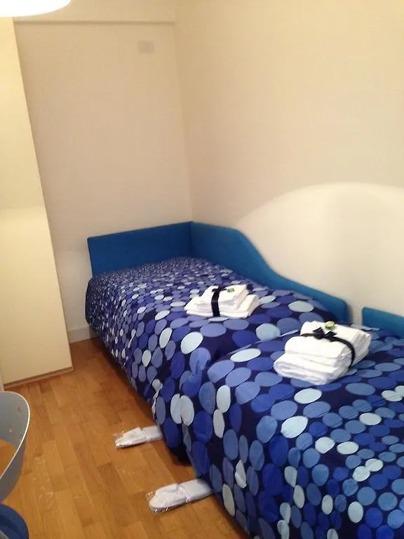 Apartment In טאורמינה 0*,